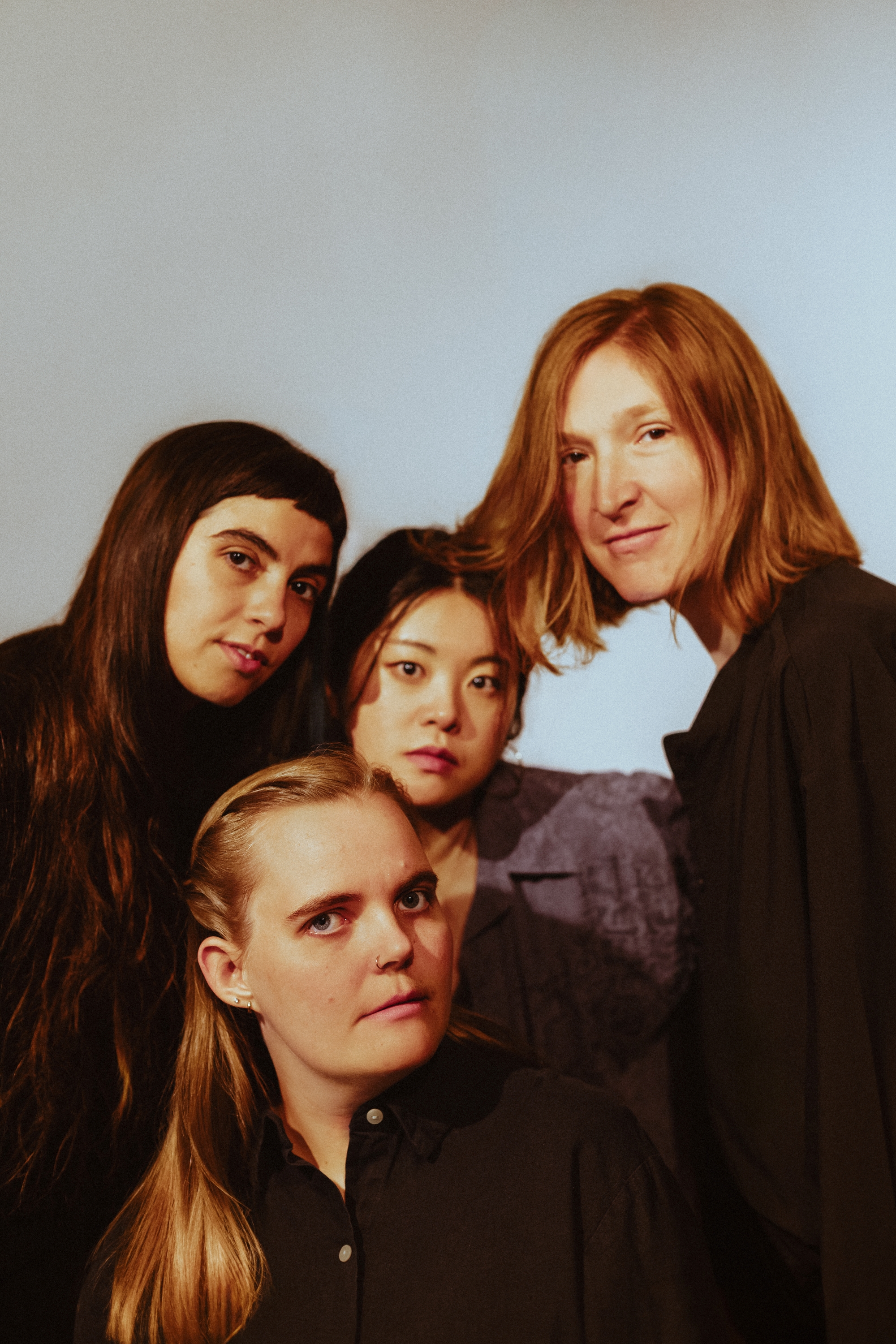 DaughterDaughter ft. Amalie Dahl, Camila Nebbia, Elisabeth Coudoux & Sun-Mi Hong